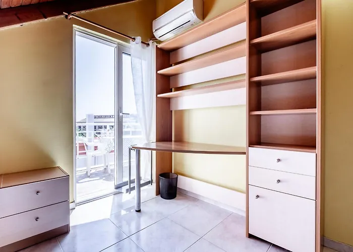 Marys House 2 * Rhodes City